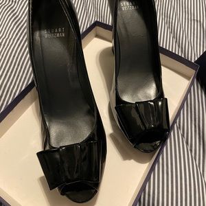 Gently used Stuart Weitzman Bowright pumps